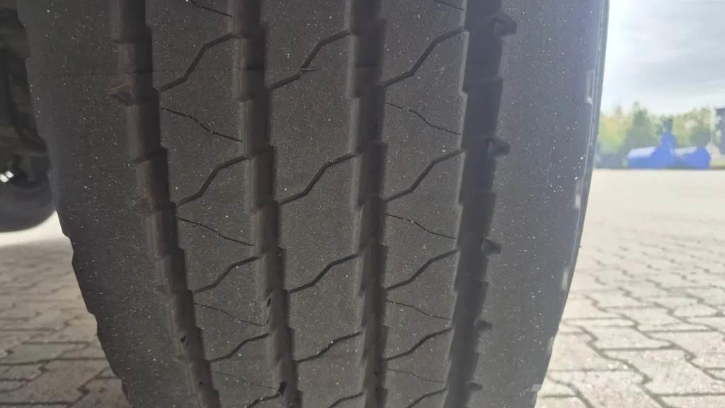 Floor FLO-18-30H2 Flatbed/Dropside semi-trailers