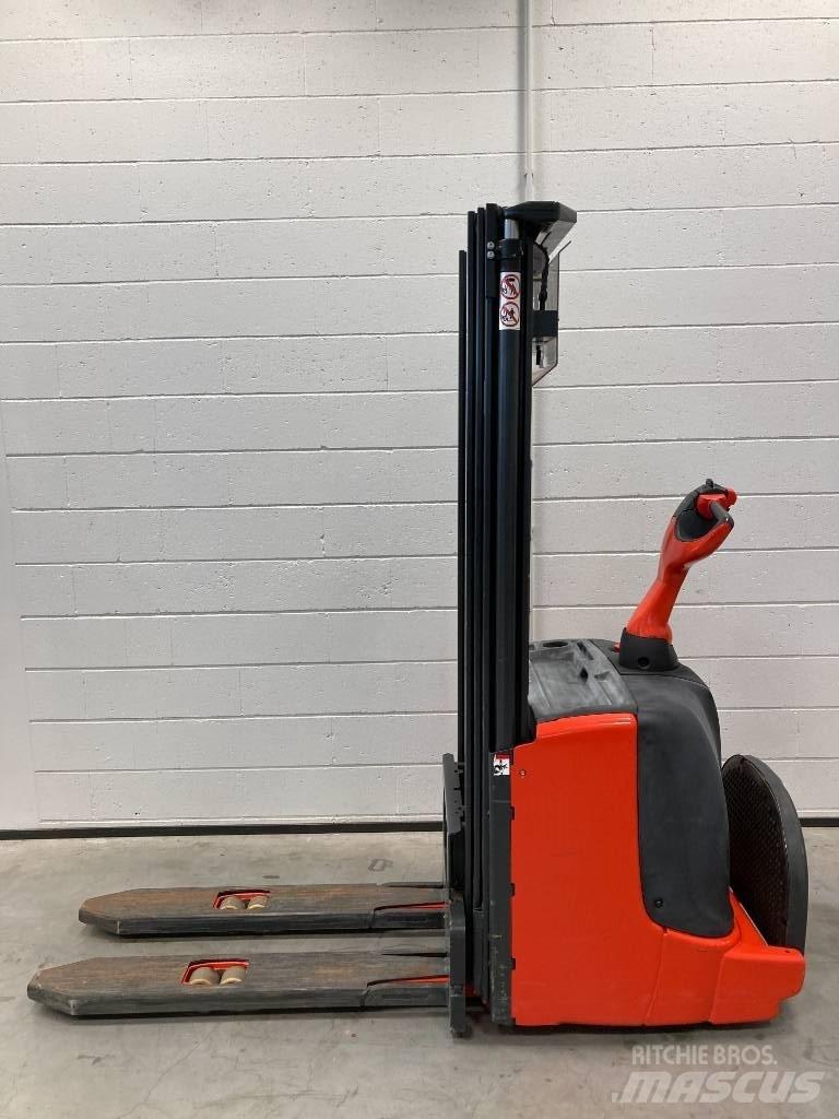 Linde L14P/1169 Self propelled stackers