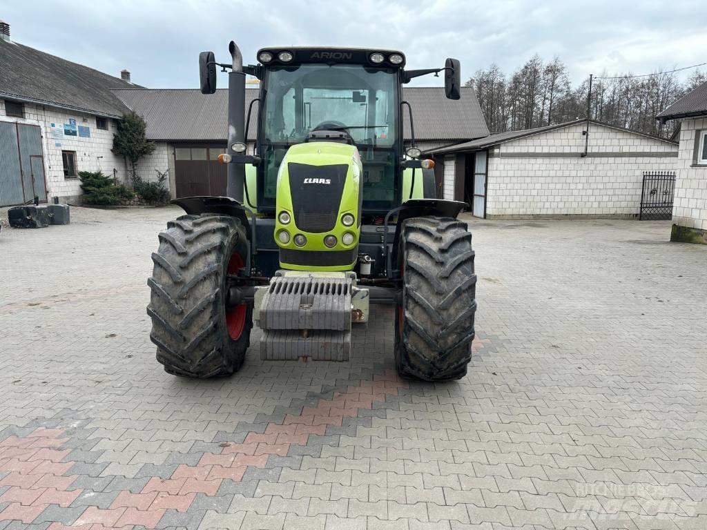 CLAAS Arion 640 Tractors