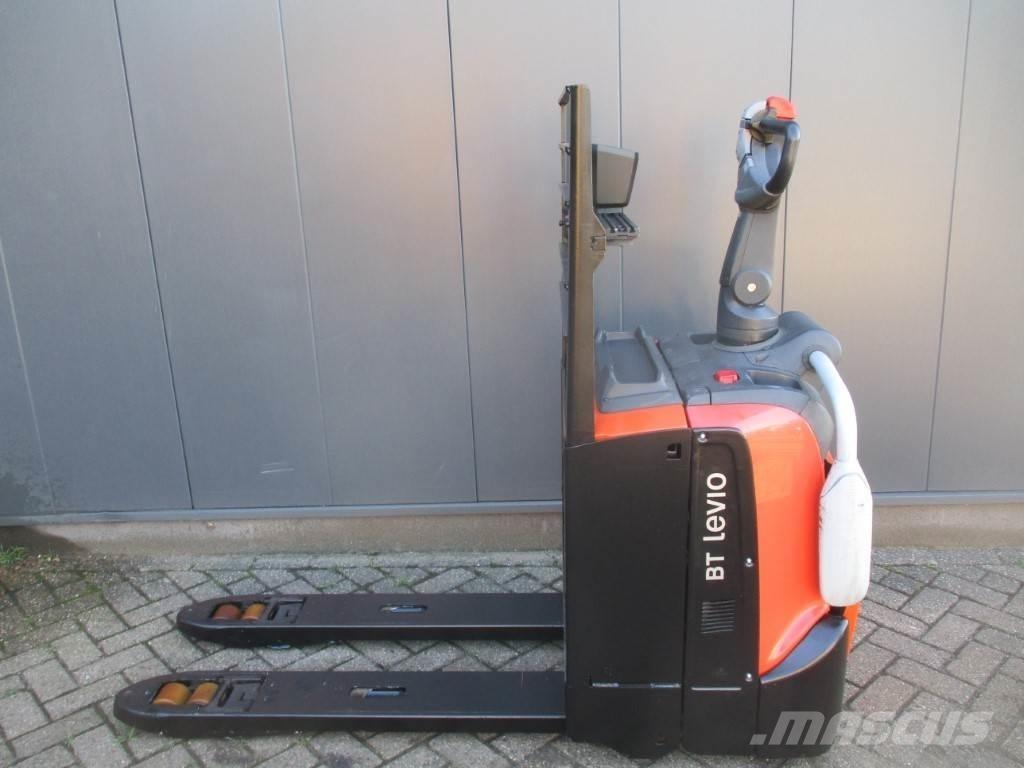 Toyota LPE 200 Low lift with platform