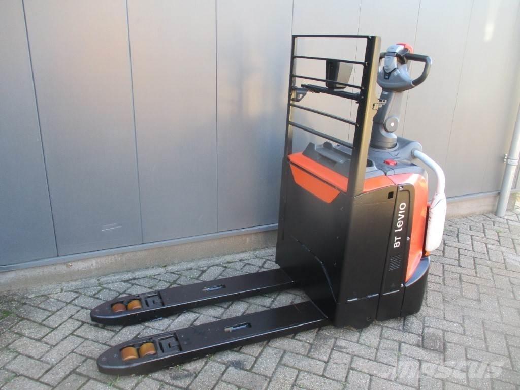 Toyota LPE 200 Low lift with platform