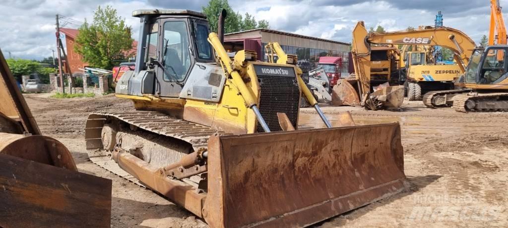 Komatsu D 65 PX-12 Crawler dozers