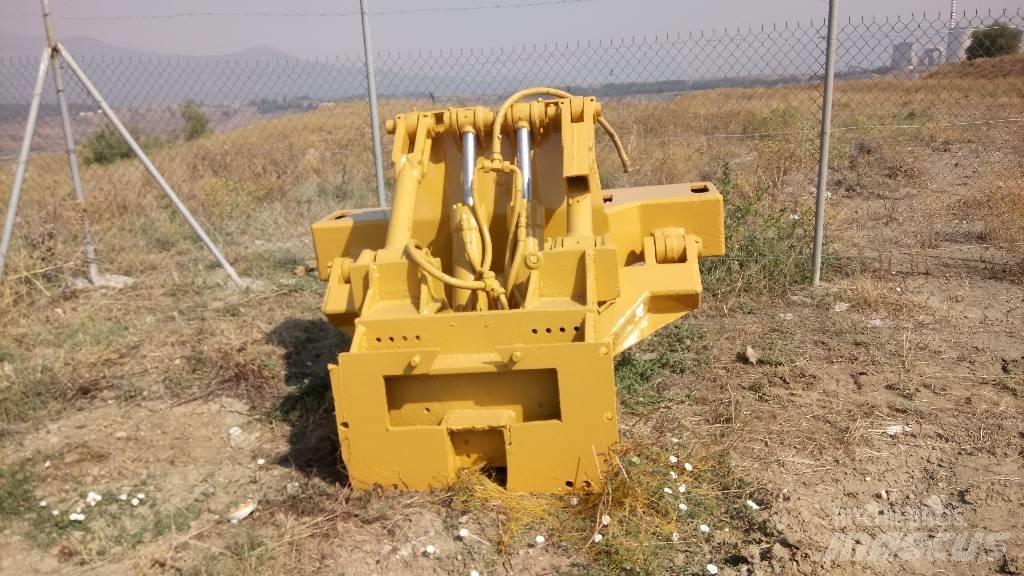 CAT D 6 Chassis and suspension