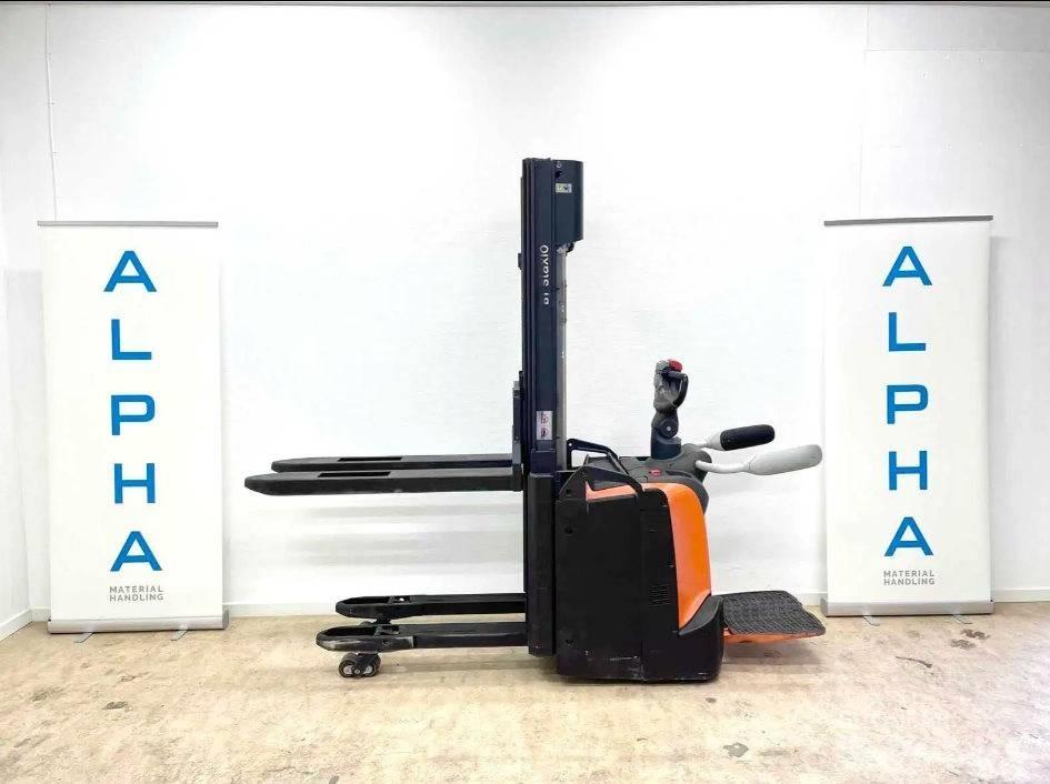 BT SPE 120 L Pedestrian stacker