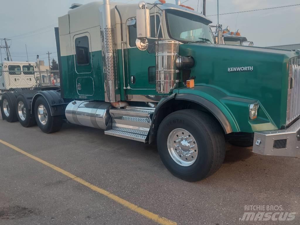 Kenworth T800 Prime Movers