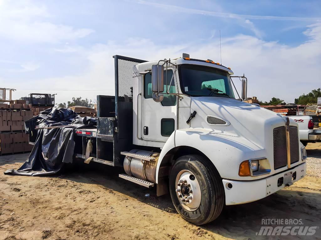 Kenworth T 300 Flatbed / Dropside trucks