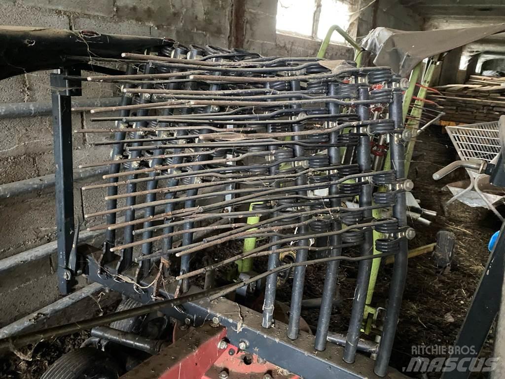 Vicon Andex 382 Windrowers