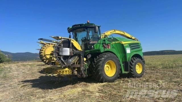 John Deere 8600 Forage harvesters