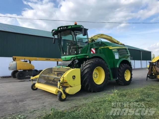 John Deere 8600 Forage harvesters
