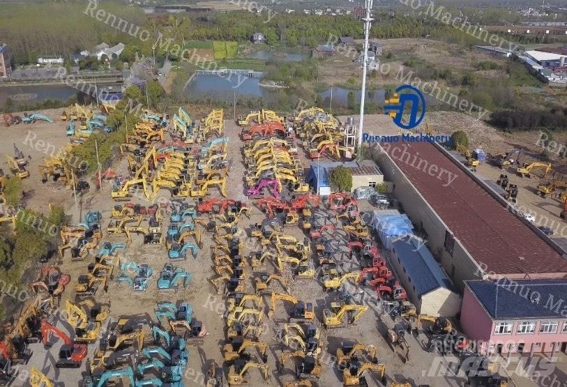 CAT 313 Mini excavators  7t - 12t