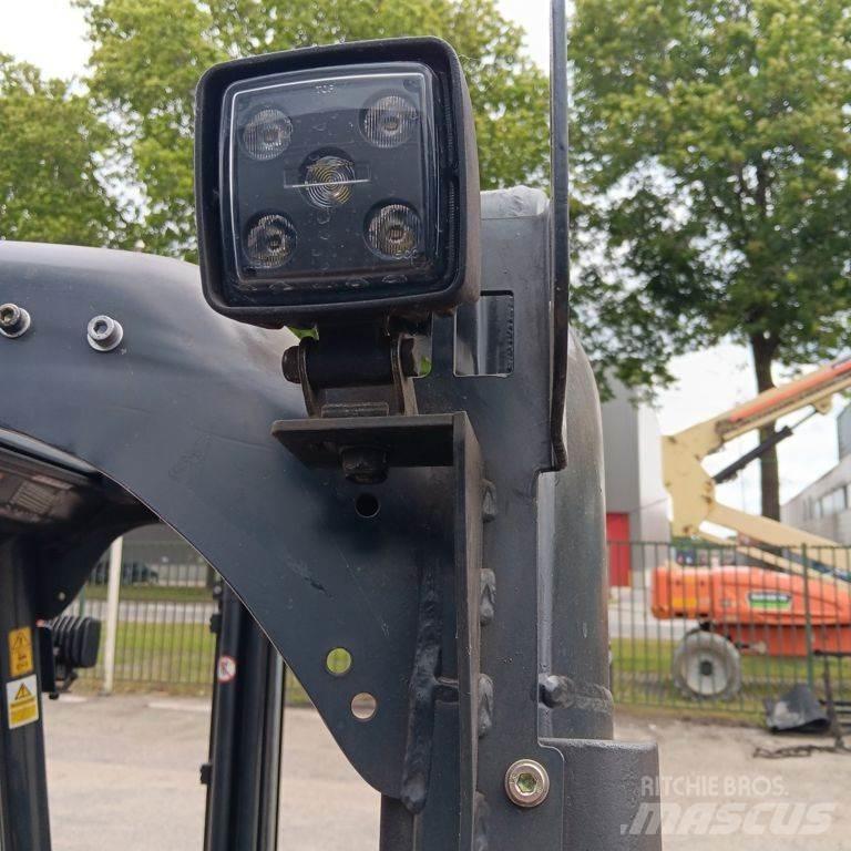 Linde E16P Electric forklift trucks