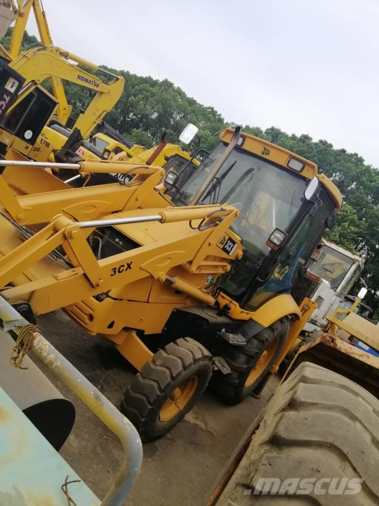 JCB 3 CX Backhoe