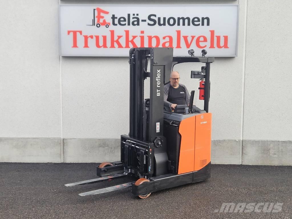 Toyota RRE 140 HE Reach truck