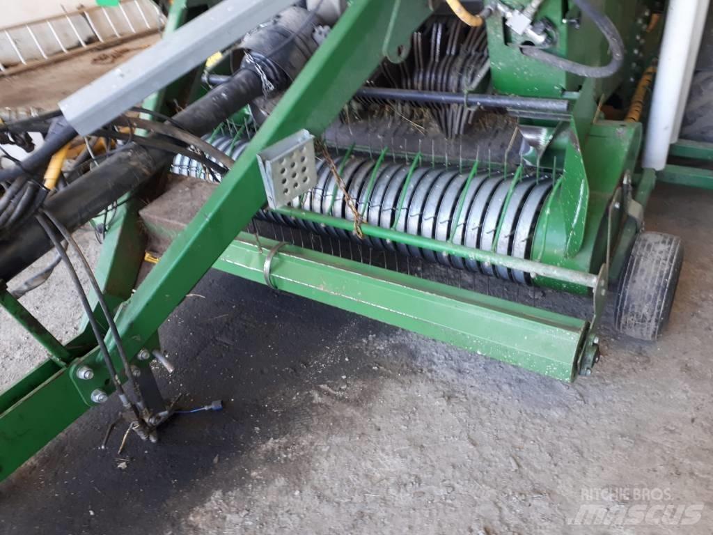 Agronic 1302 RR Round balers
