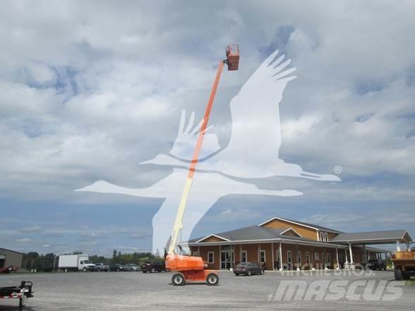 JLG 600S Telescopic boom lifts