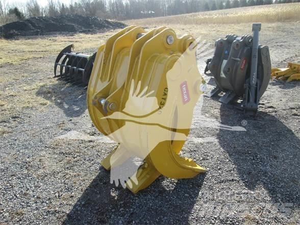 Teran CAT 320 Grapples