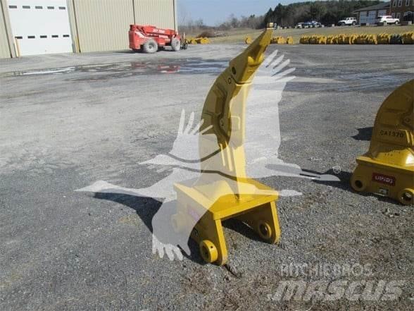 Teran CAT330 Scarifiers