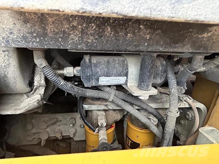 CAT 963D Wheel loaders