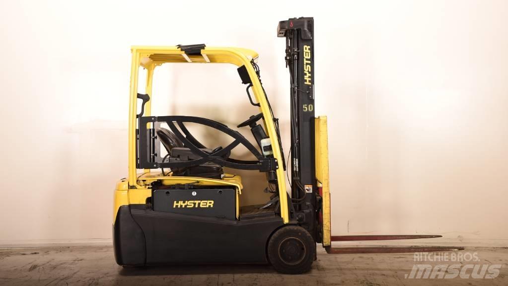 Hyster J2.0XNT LWB Electric forklift trucks