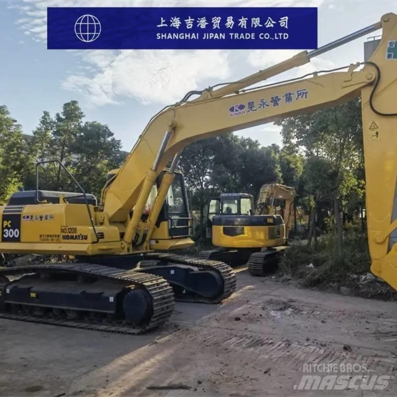 Komatsu PC 300 Crawler excavators