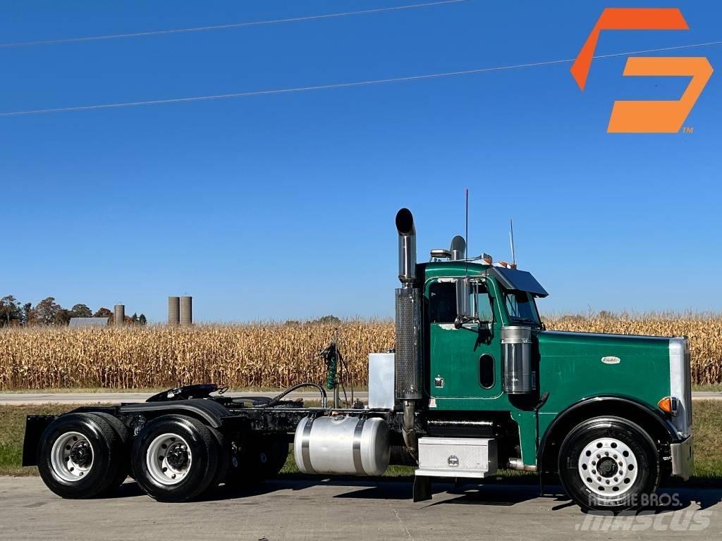 Peterbilt 379 Prime Movers