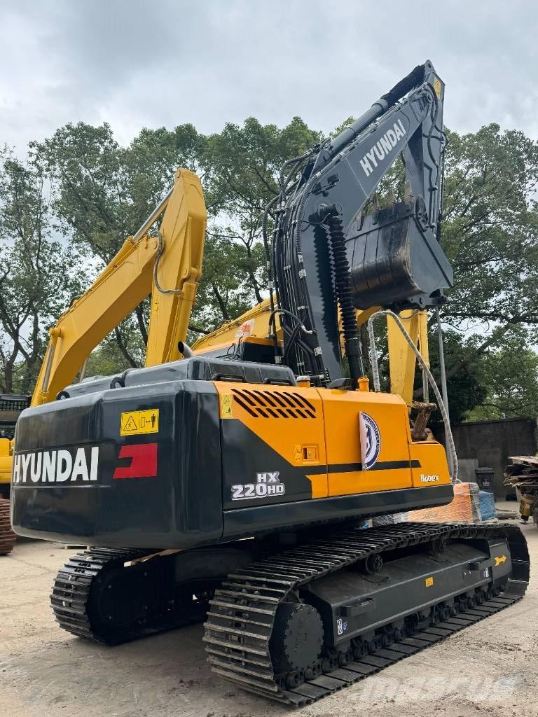 Hyundai HX220HD Crawler excavators