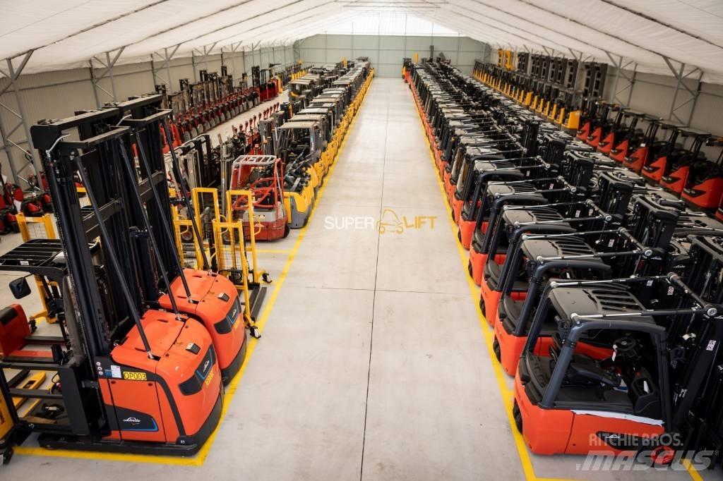 Jungheinrich EFG215 Electric forklift trucks