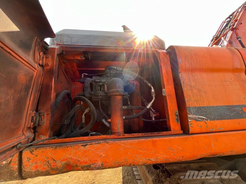 Doosan DX 480 LC Crawler excavators