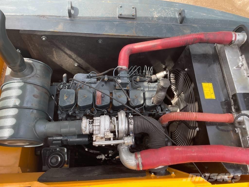 Hyundai 220LC-9S Crawler excavators