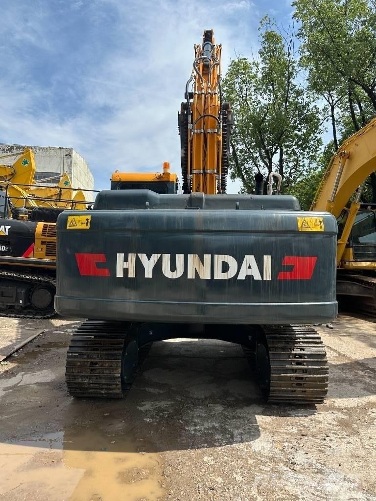 Hyundai 220LC-9S Crawler excavators