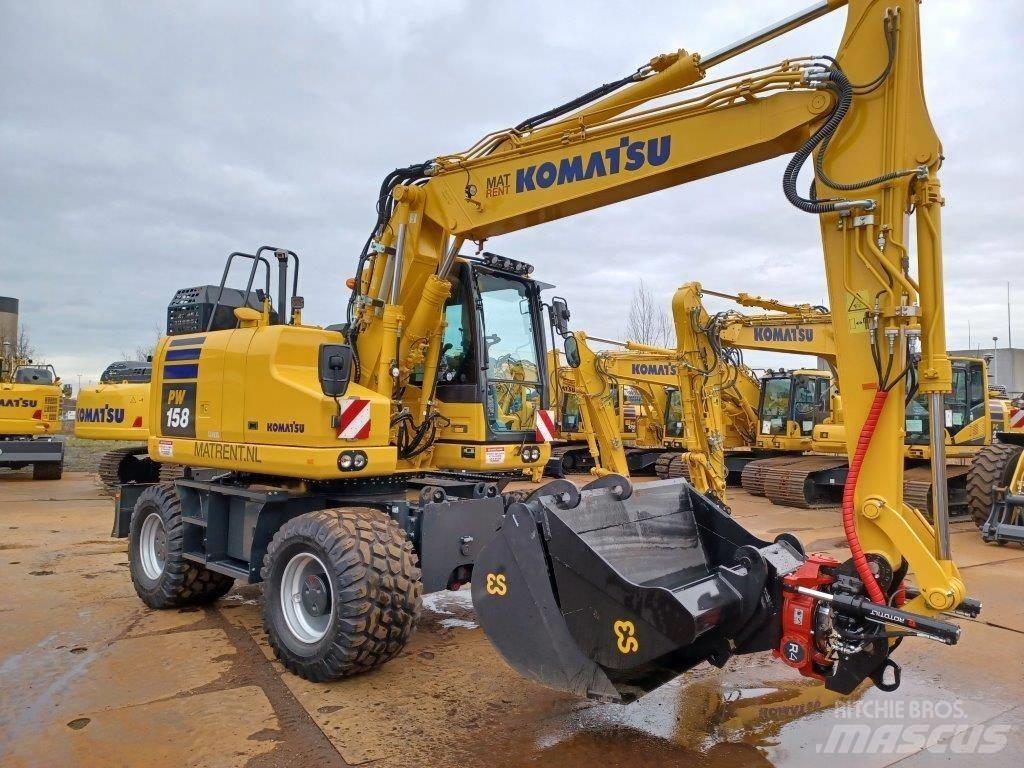 Komatsu PW158-11E0 Wheeled excavators