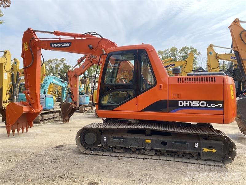 Doosan DX150 Crawler excavators