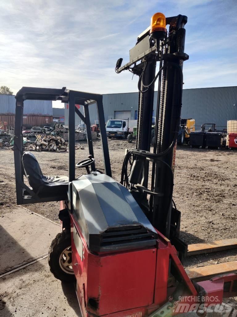 Moffett-kooi M4 Truck mounted forklifts