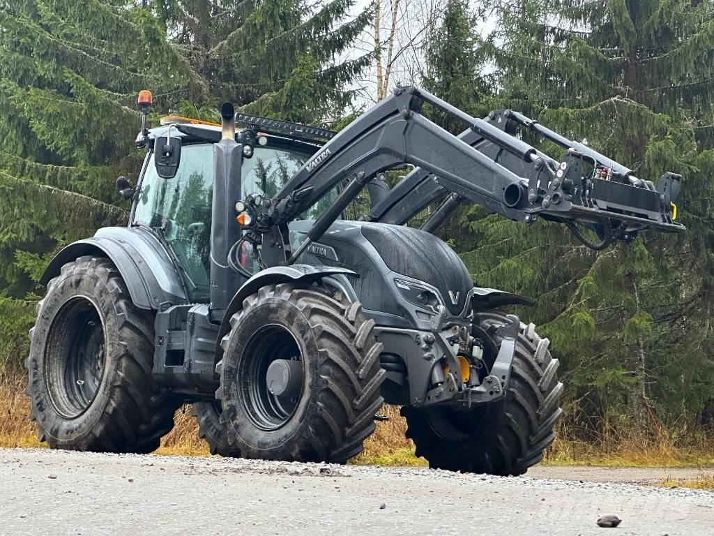 Valtra T 234 V Tractors