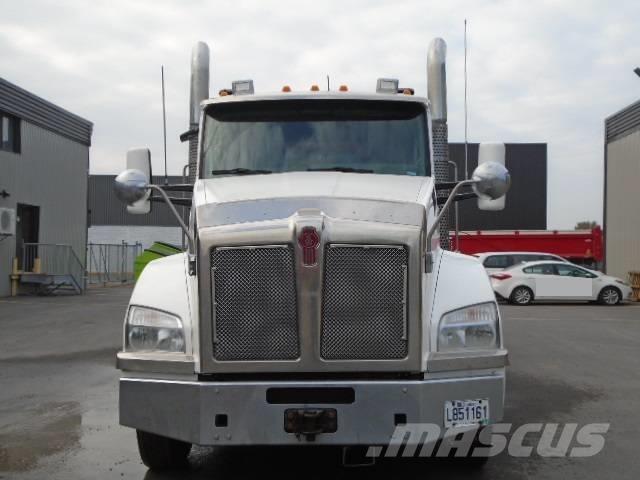 Kenworth T 880 Prime Movers