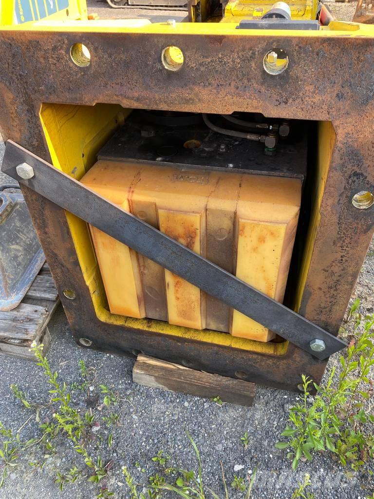 Epiroc HB7000 Hammers / Breakers