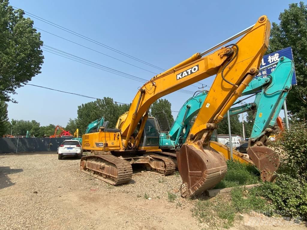 Kato HD 1023 R Crawler excavators