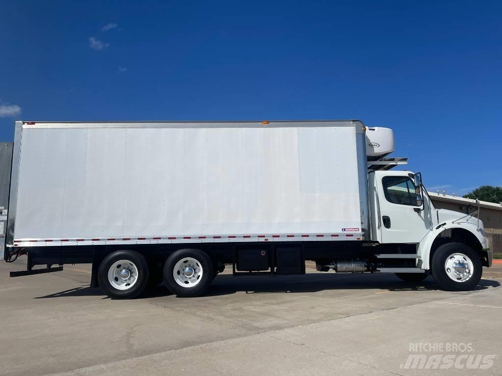 Freightliner M 106 Temperature controlled trucks