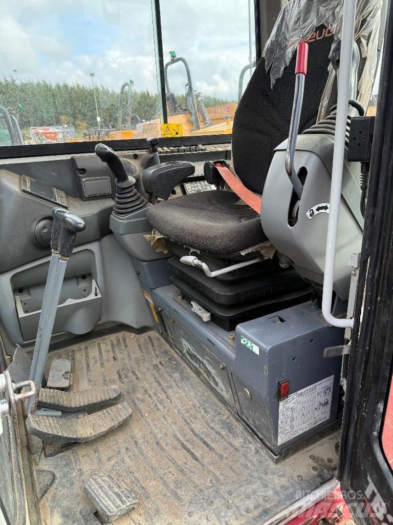 Takeuchi TB 230 Mini excavators < 7t (Mini diggers)