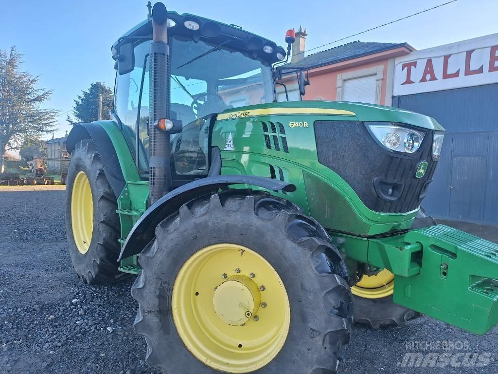 John Deere 6140 R Tractors