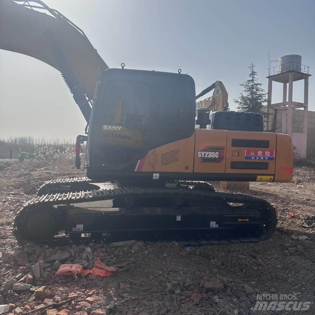 Sany SY 235 Crawler excavators