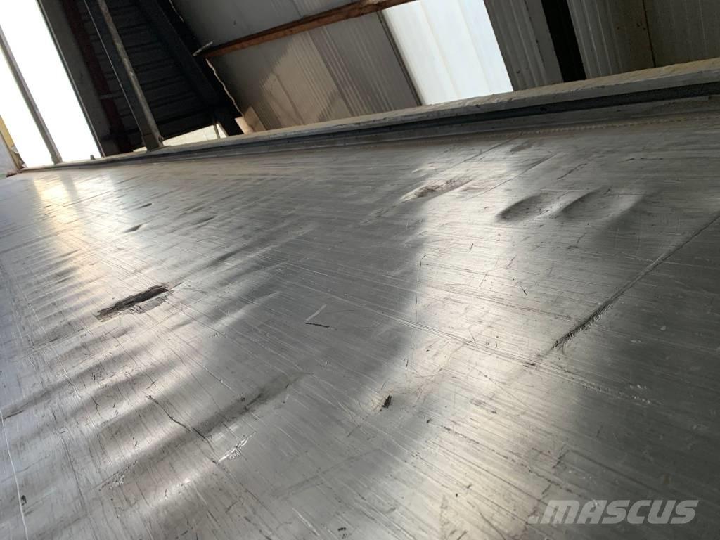 Kraker Walking floor Light trailers