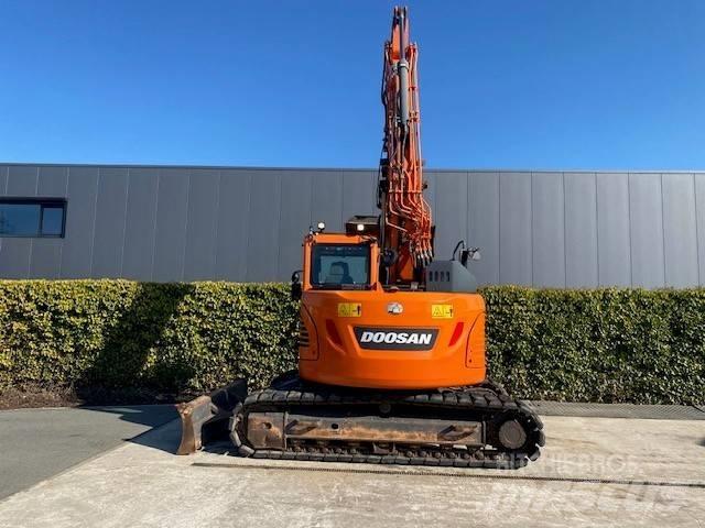 Doosan DX140LCR-5 Crawler excavators
