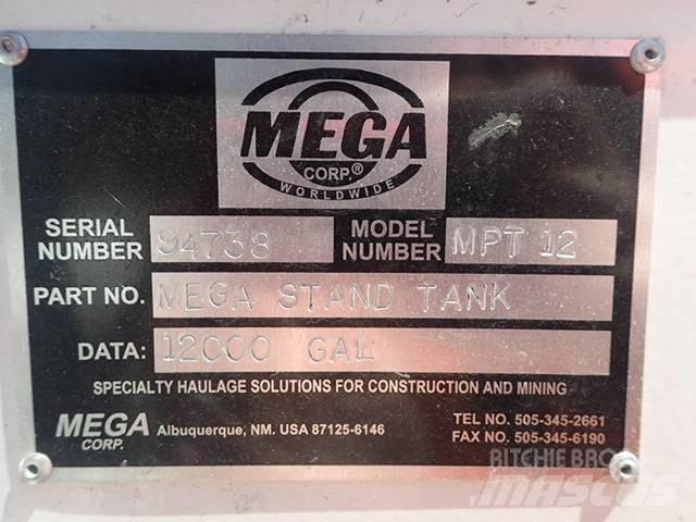 Mega MPT12 Water bowser
