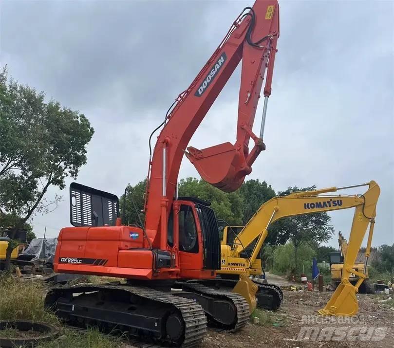 Doosan DX225LC-9C Crawler excavators