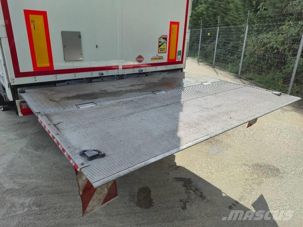 Kässbohrer Maxima Box semi-trailers