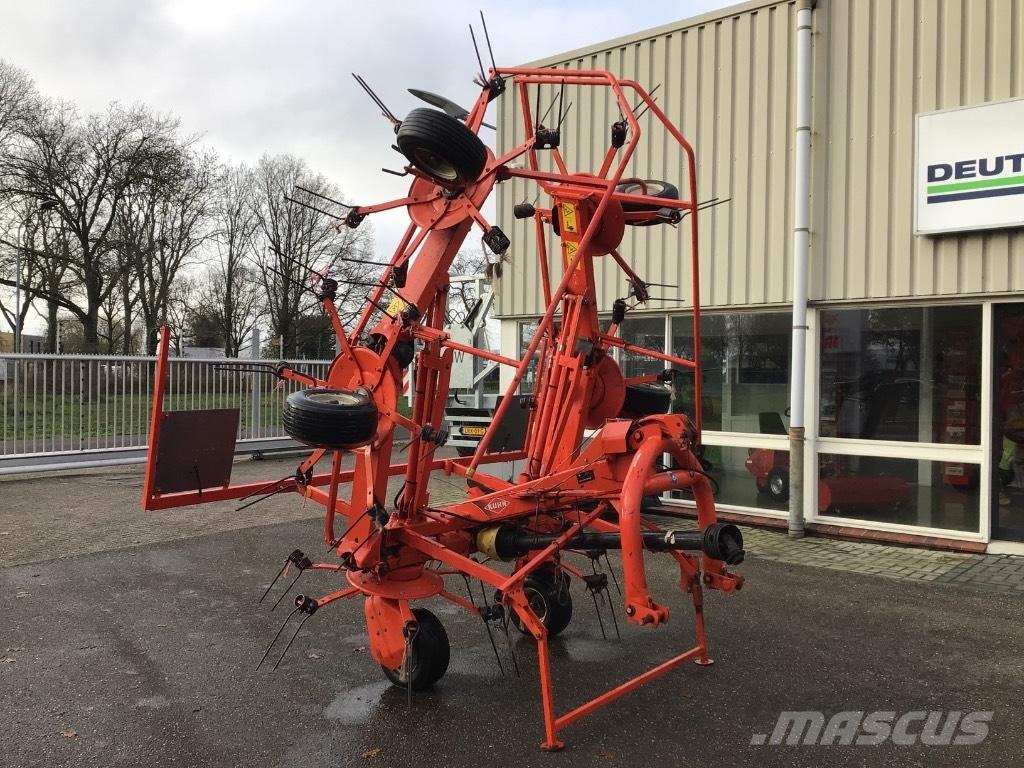 Kuhn GF 6502 Rakes and tedders
