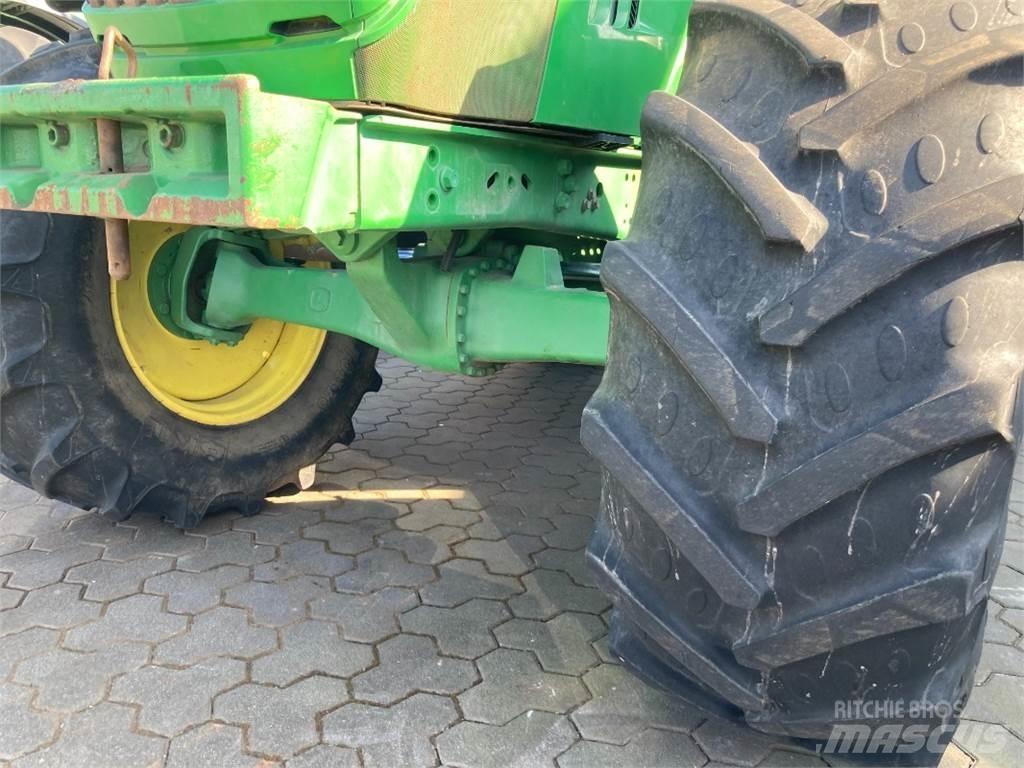 John Deere 6140 M Tractors