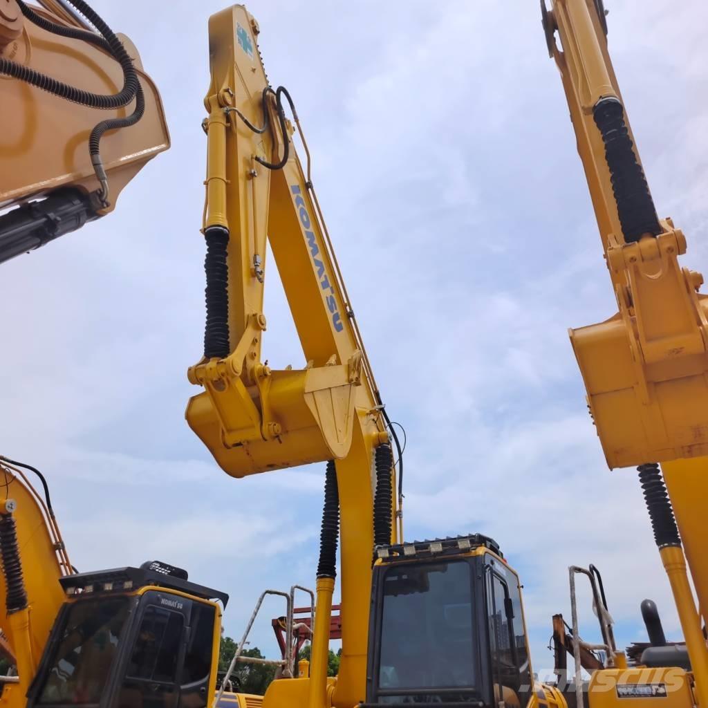 Komatsu PC 220 Crawler excavators