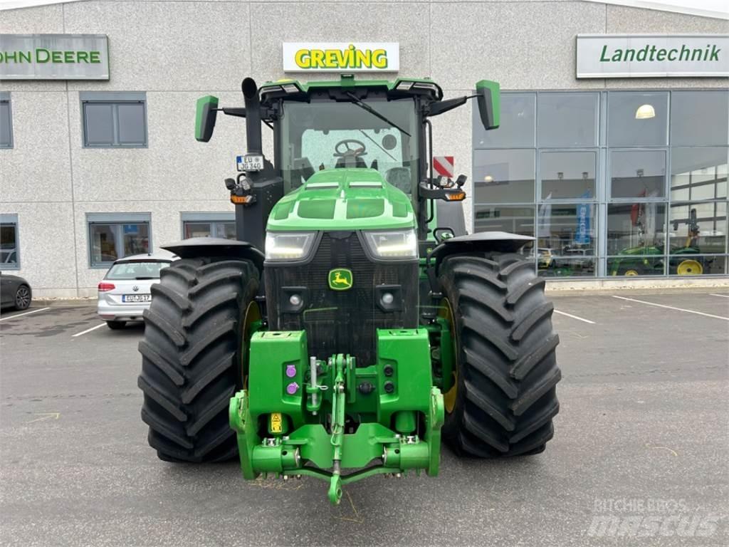 John Deere 8R340 Tractors